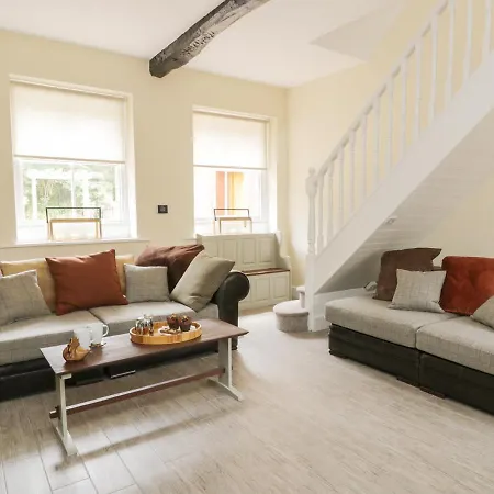 4 Spittal Farm,